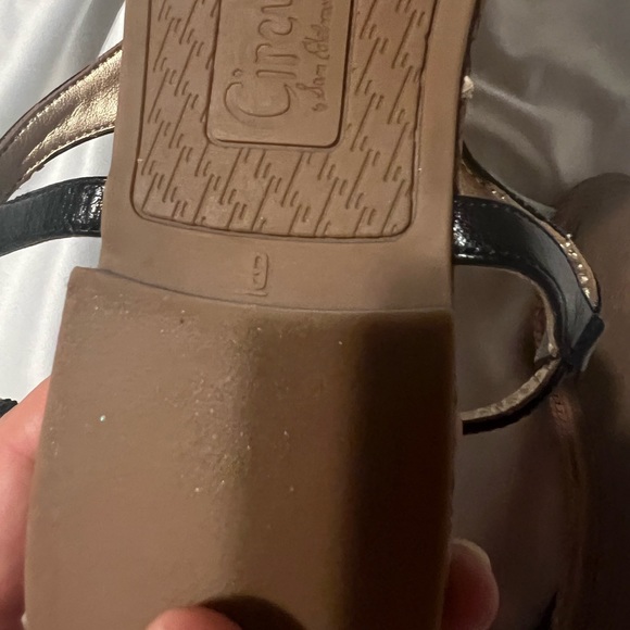 Circus by Sam Edelman Thong Sandals - Picture 7 of 7